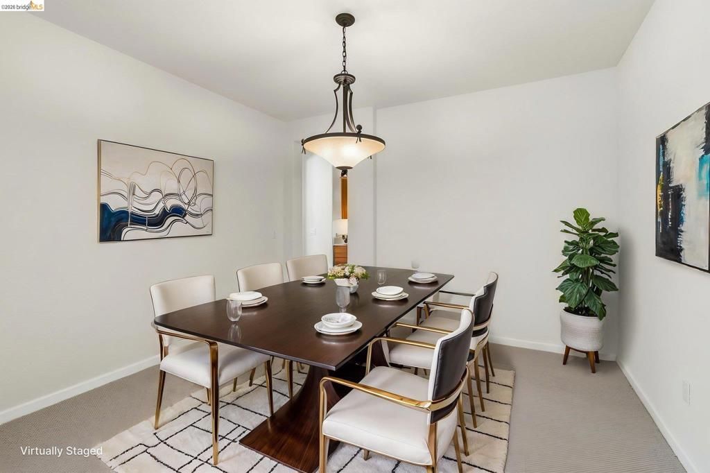 Image 14 of property listing at 1050 Overland Place, Vacaville, CA 95687