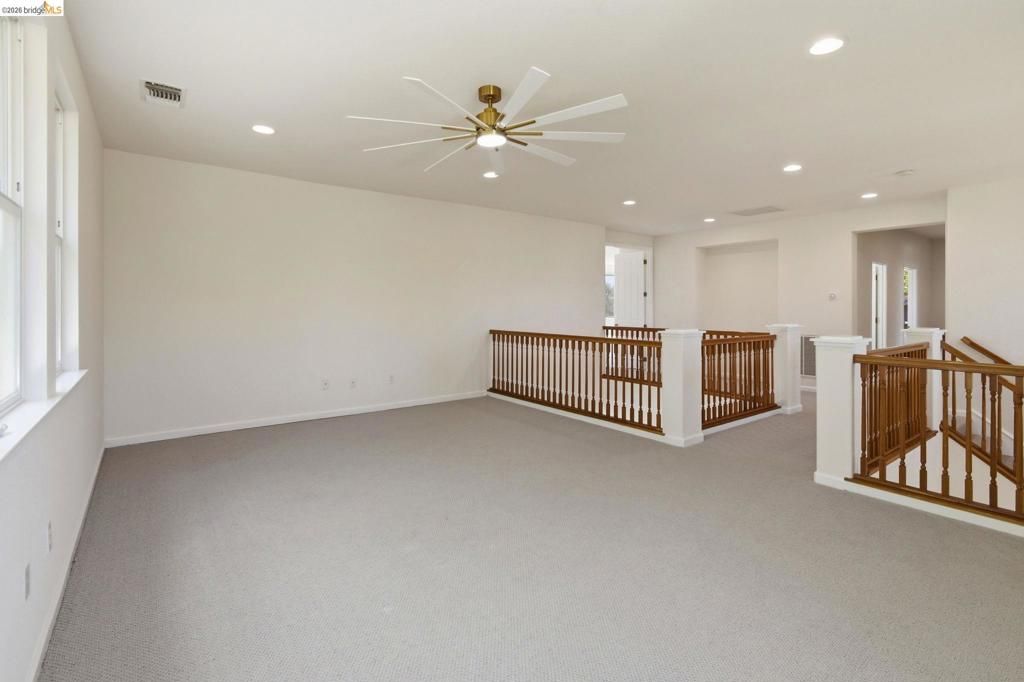 Image 17 of property listing at 1050 Overland Place, Vacaville, CA 95687