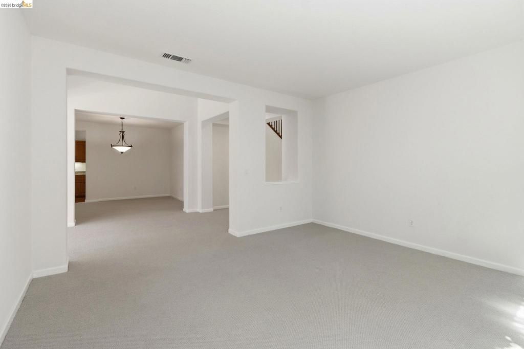 Image 35 of property listing at 1050 Overland Place, Vacaville, CA 95687