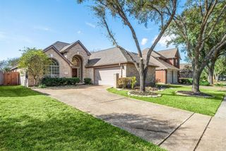 3310 Shadowchase Drive, Houston, TX 77082