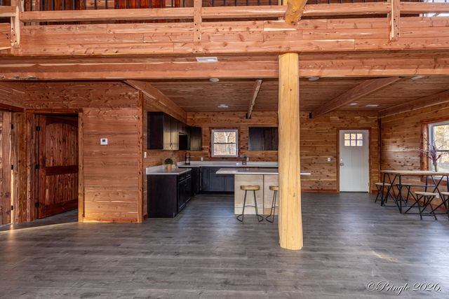 8969 Private Road 8209, West Plains, MO 65775