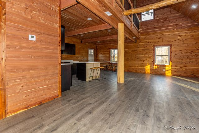 8969 Private Road 8209, West Plains, MO 65775