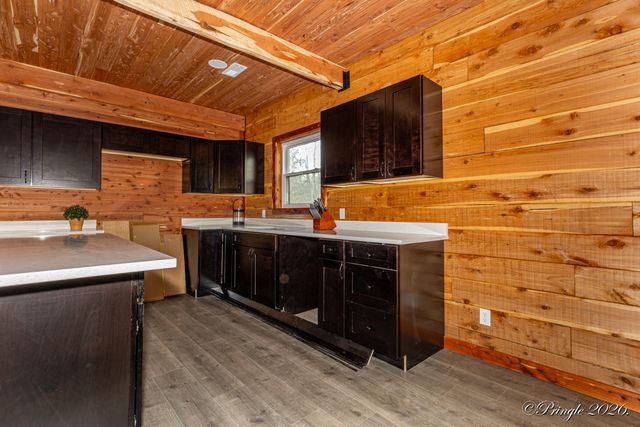 8969 Private Road 8209, West Plains, MO 65775