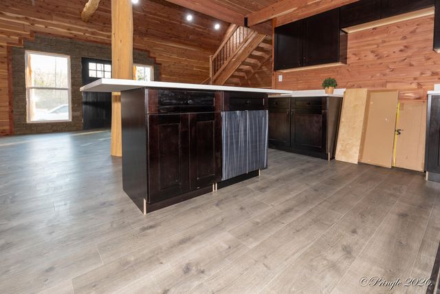 8969 Private Road 8209, West Plains, MO 65775