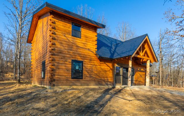 8969 Private Road 8209, West Plains, MO 65775