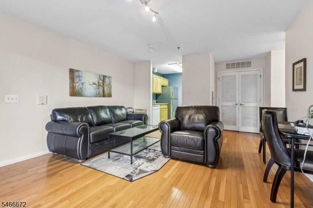 1116 Edpas Rd 1116, New Brunswick City, NJ 08901 — photo 5