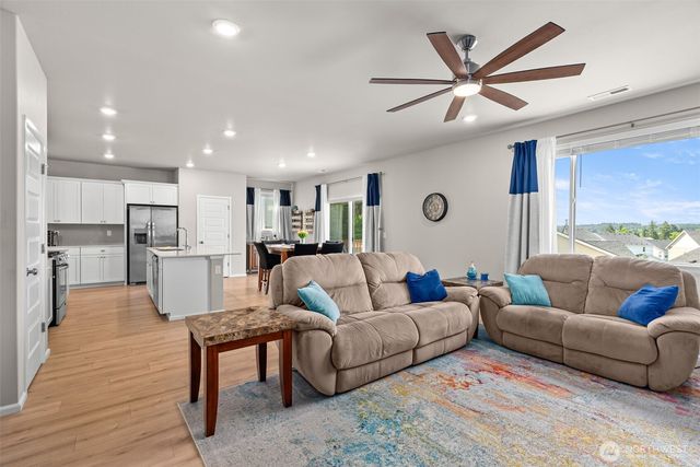 4201 Nettle Drive SE, Port Orchard, WA 98366