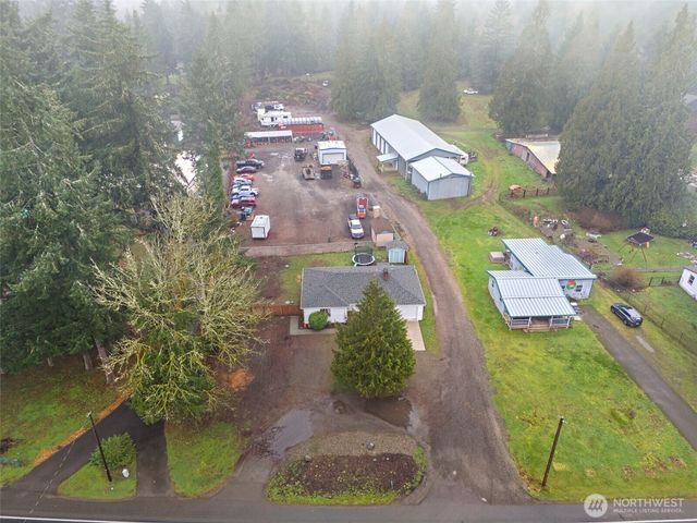 2949 S Bay Road NE, Olympia, WA 98506