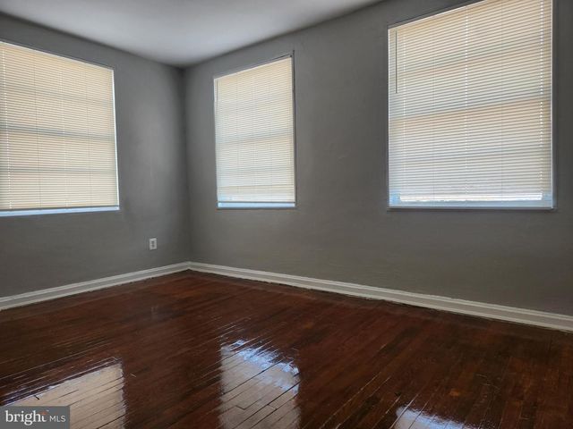 1107 48TH PL NE, Washington, DC 20019