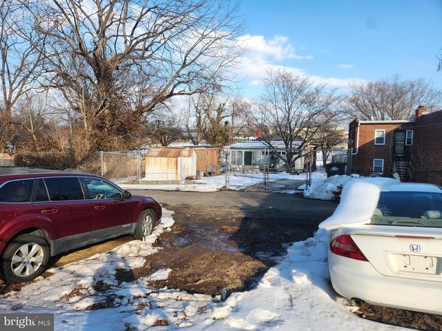 1107 48TH PL NE, Washington, DC 20019