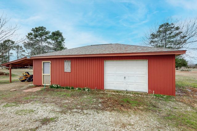 1401 Vz County Road 3411, Wills Point, TX 75169