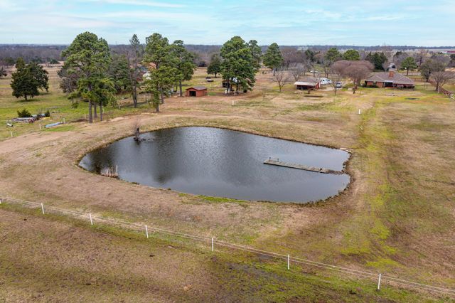1401 Vz County Road 3411, Wills Point, TX 75169