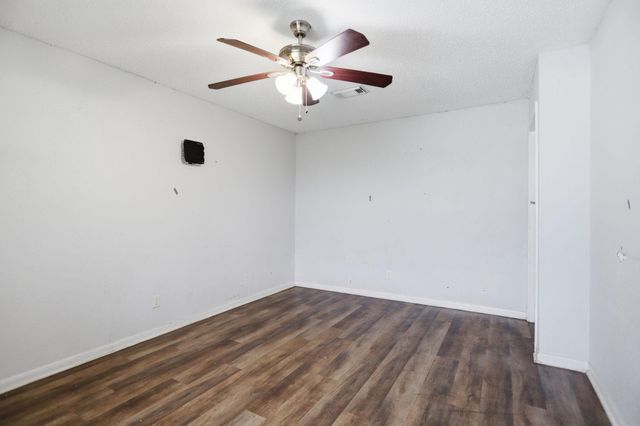 4211 Hartsville Road, Houston, TX 77047