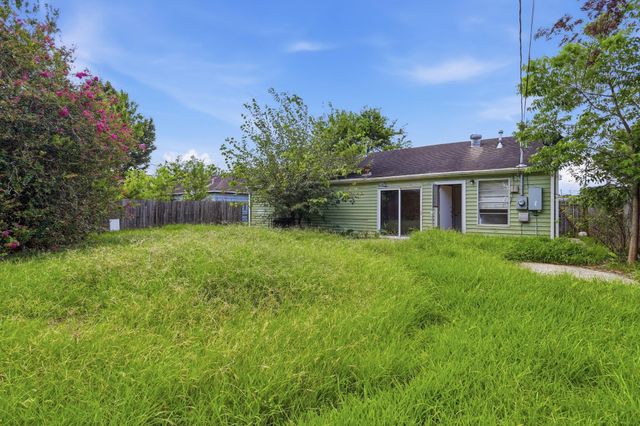 4211 Hartsville Road, Houston, TX 77047
