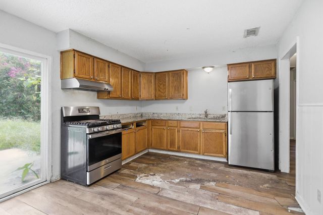 4211 Hartsville Road, Houston, TX 77047