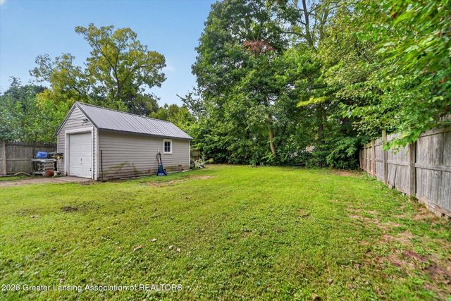 925 Holten Street, Lansing, MI 48915