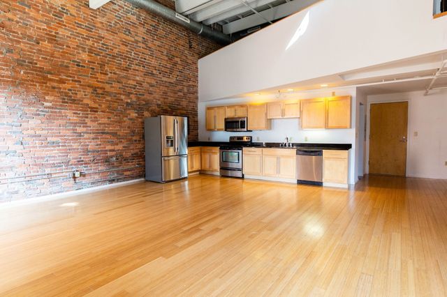305 Church St Apt 306, Nashville, TN 37201