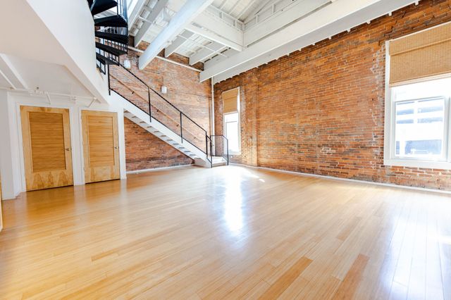 305 Church St Apt 306, Nashville, TN 37201