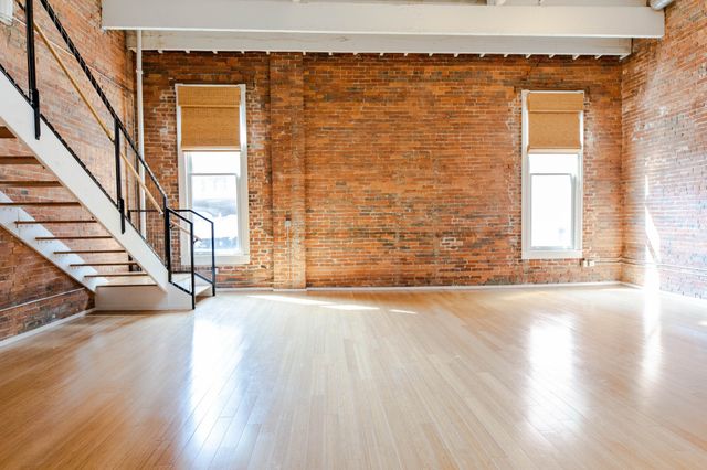 305 Church St Apt 306, Nashville, TN 37201
