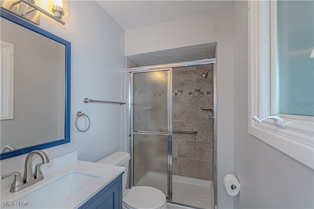 9135 Vista Drive, North Royalton, OH 44133