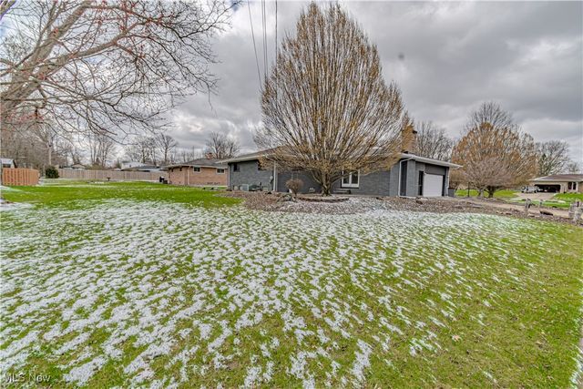 9135 Vista Drive, North Royalton, OH 44133