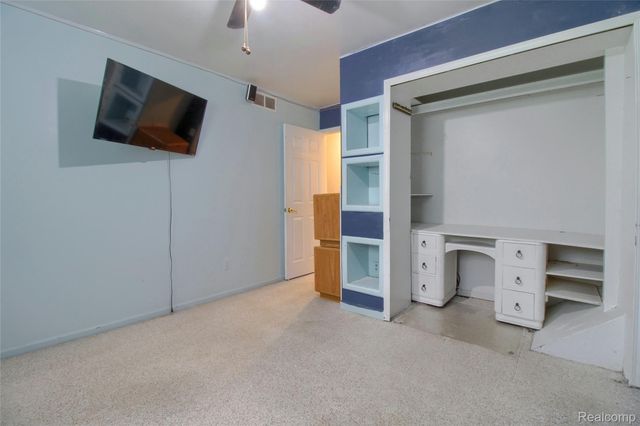 8695 Stout Avenue, Grosse Ile Township, MI 48138