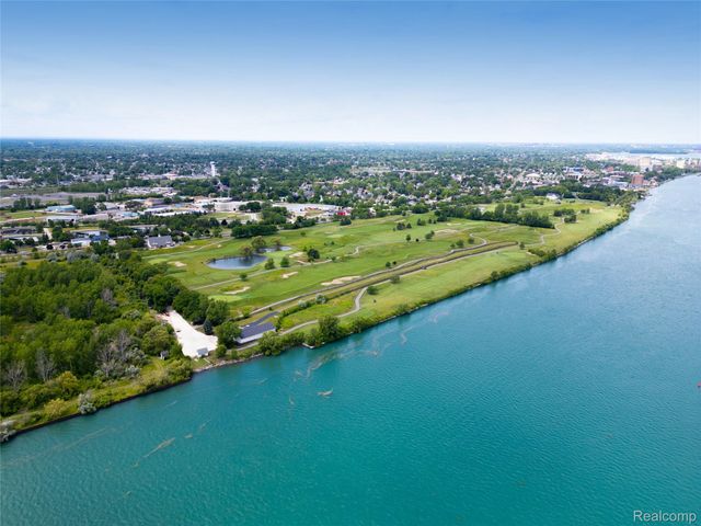8695 Stout Avenue, Grosse Ile Township, MI 48138