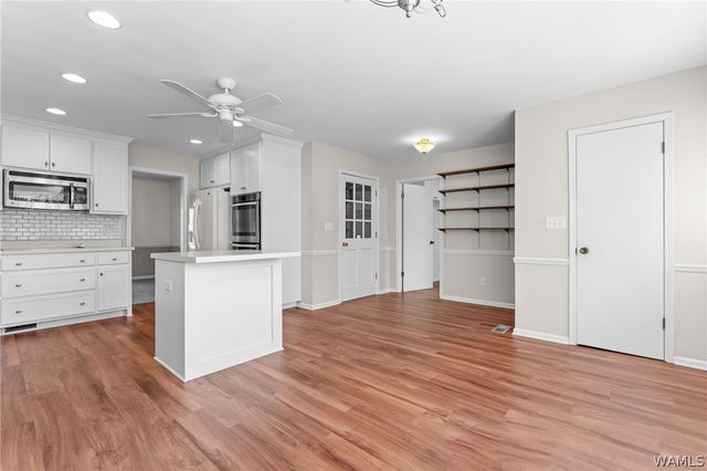 905 Lakeside, Northport, AL 35473