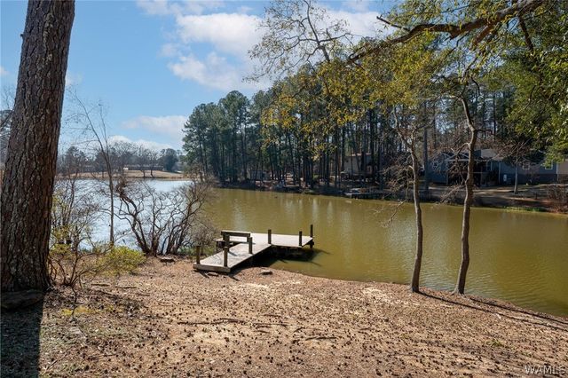 905 Lakeside, Northport, AL 35473