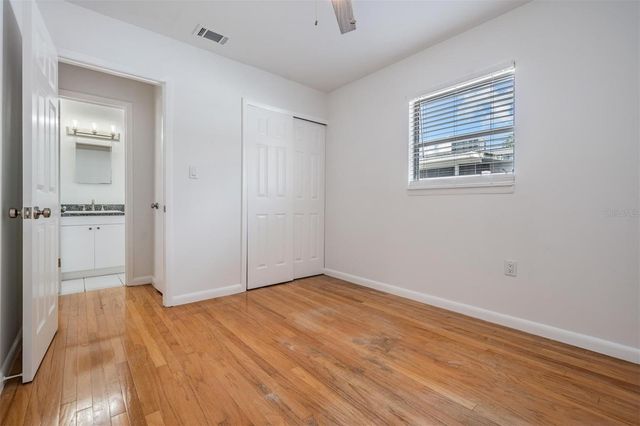 3219 W OBISPO STREET B, Tampa, FL 33629