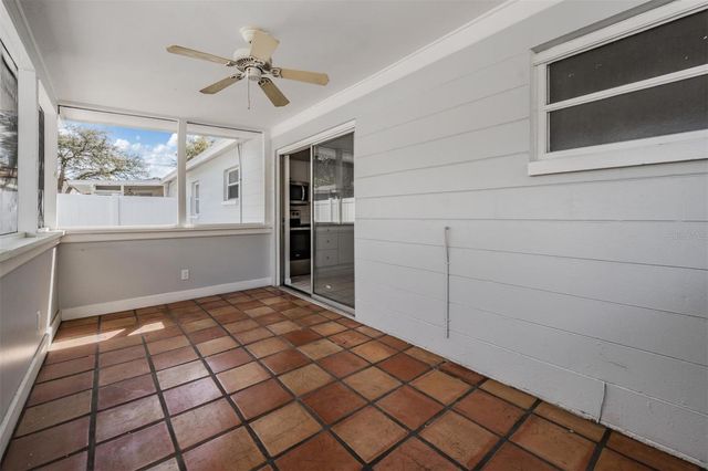 3219 W OBISPO STREET B, Tampa, FL 33629