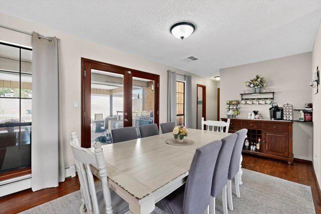 1407 VALLEY VIEW Drive SW, Los Lunas, NM 87031