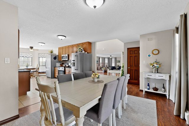 1407 VALLEY VIEW Drive SW, Los Lunas, NM 87031