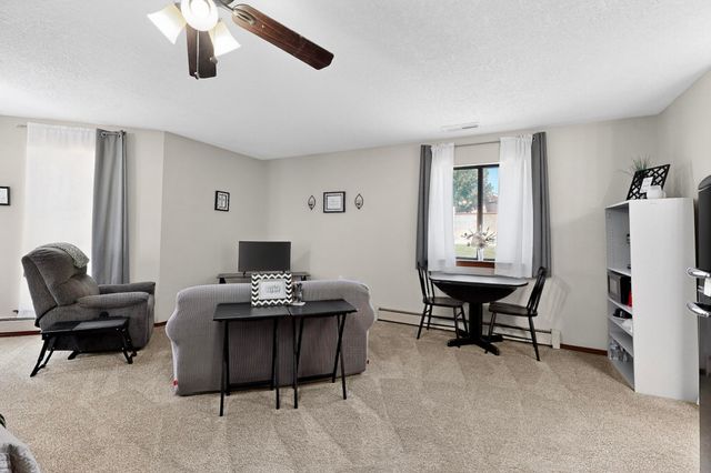 1407 VALLEY VIEW Drive SW, Los Lunas, NM 87031