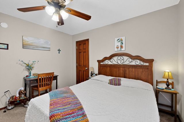 1407 VALLEY VIEW Drive SW, Los Lunas, NM 87031