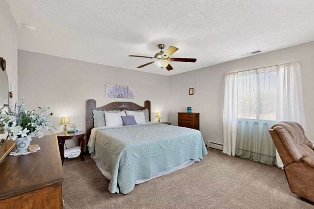 1407 VALLEY VIEW Drive SW, Los Lunas, NM 87031