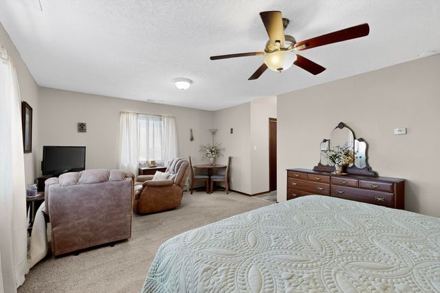 1407 VALLEY VIEW Drive SW, Los Lunas, NM 87031