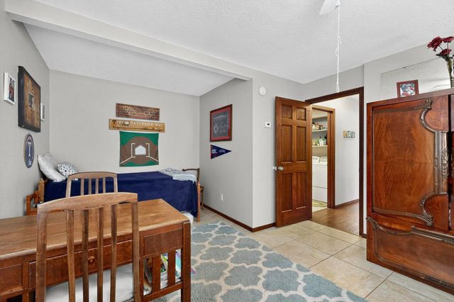 1407 VALLEY VIEW Drive SW, Los Lunas, NM 87031