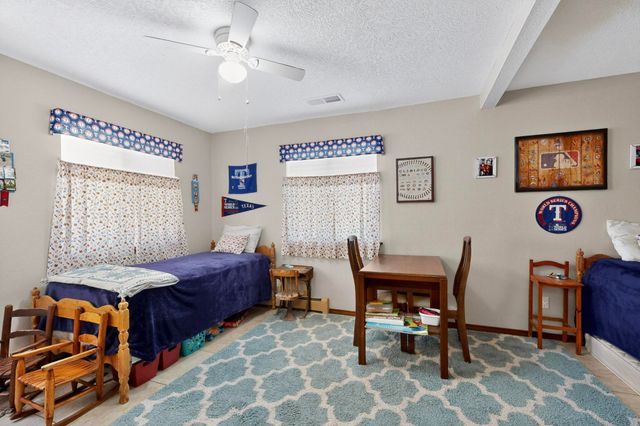 1407 VALLEY VIEW Drive SW, Los Lunas, NM 87031