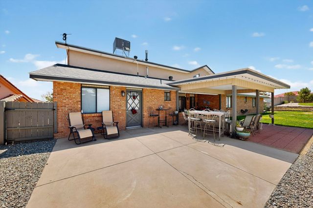 1407 VALLEY VIEW Drive SW, Los Lunas, NM 87031