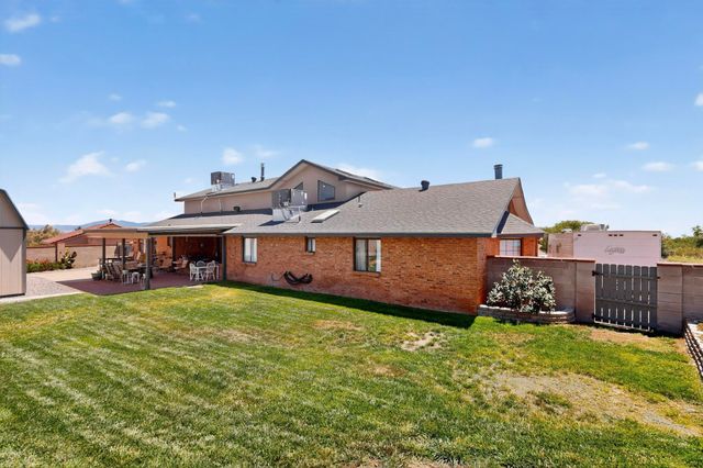 1407 VALLEY VIEW Drive SW, Los Lunas, NM 87031