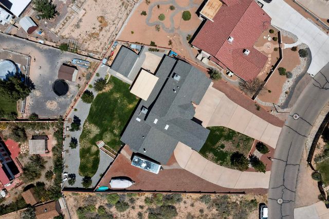 1407 VALLEY VIEW Drive SW, Los Lunas, NM 87031