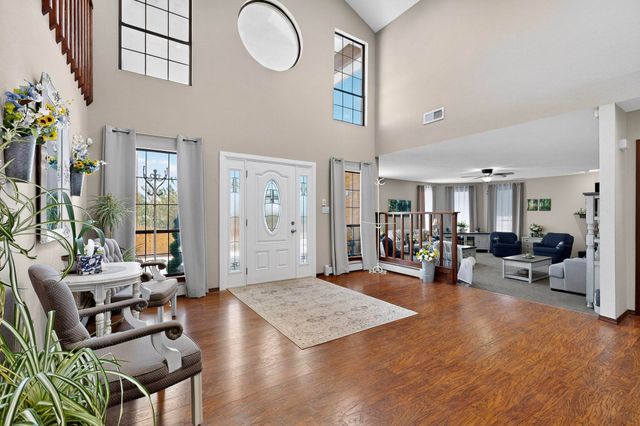 1407 VALLEY VIEW Drive SW, Los Lunas, NM 87031