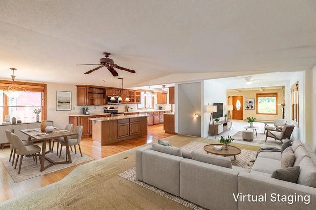 2406 Wood STREET, La Crosse, WI 54603