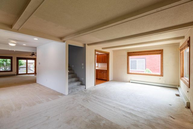 2406 Wood STREET, La Crosse, WI 54603