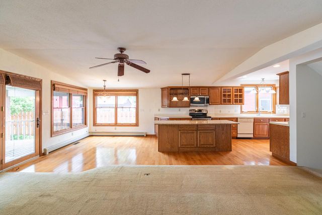 2406 Wood STREET, La Crosse, WI 54603