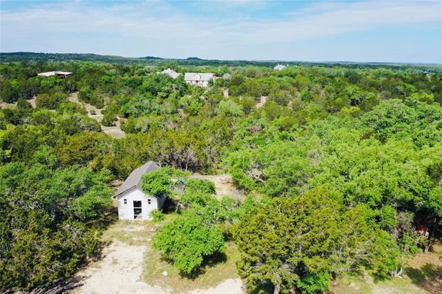 560 Longview RD, Dripping Springs, TX 78620