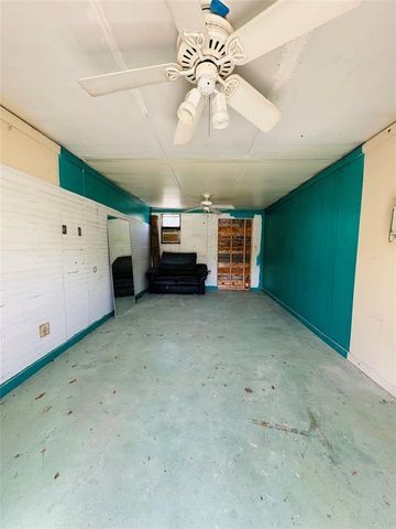 560 Longview RD, Dripping Springs, TX 78620