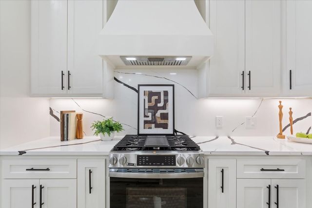 107 N Jena Street, Riesel, TX 76682