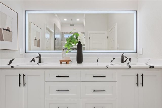 107 N Jena Street, Riesel, TX 76682